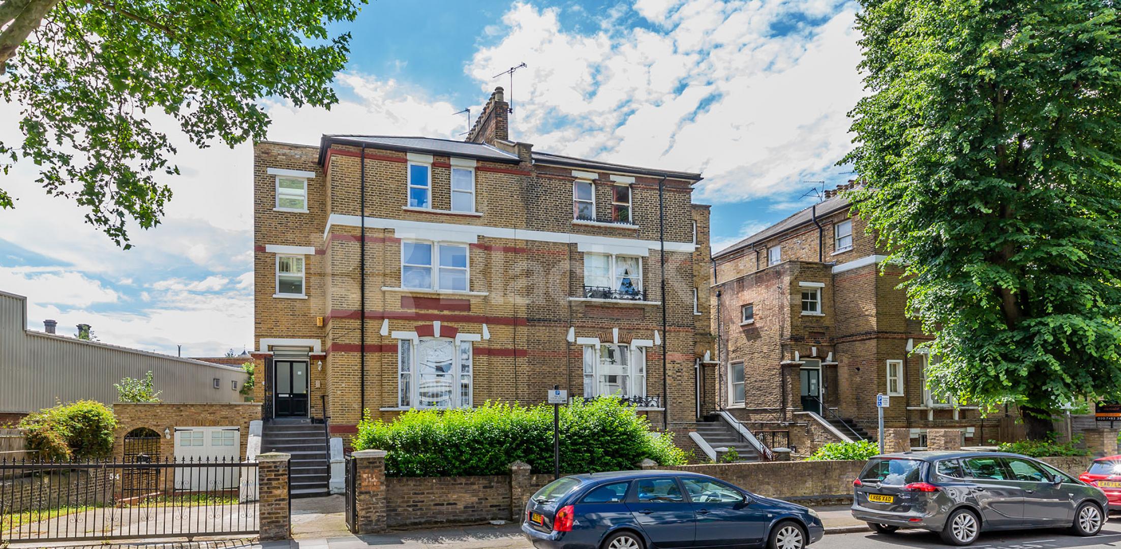 split over two floors with 5 double bedrooms and a modern finish Hillmarton Road, Islington